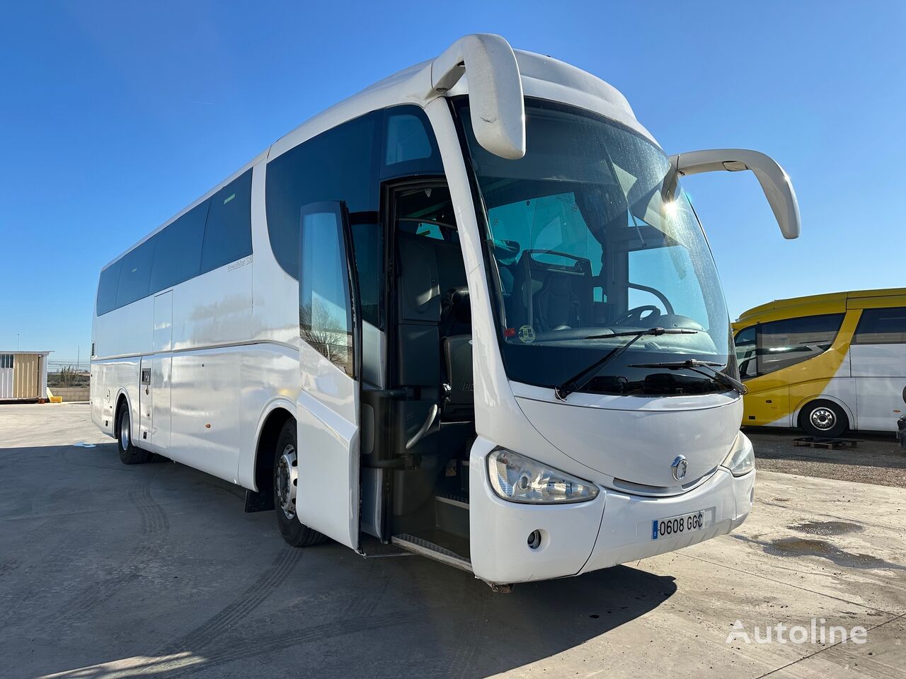 IVECO C-45 IRIZAR PB HDH coach bus