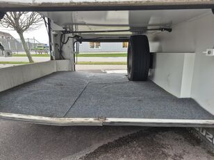 Turistični avtobus Isuzu Grand Toro naprodaj - Slika 23 | Autoline SI Turistični avtobus Isuzu Grand Toro | Slika 23 - Autoline