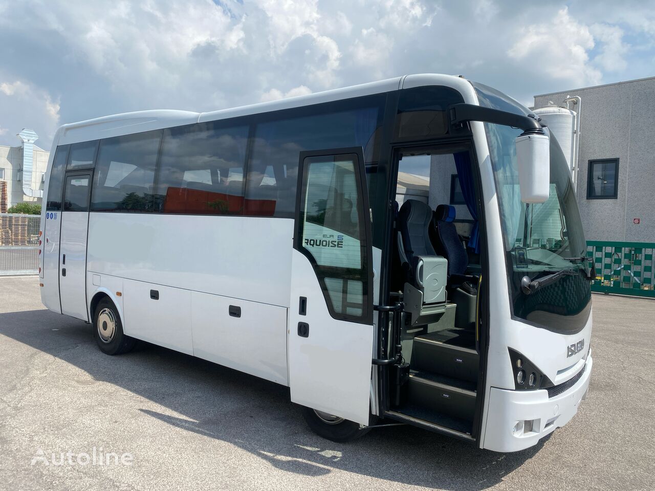 Isuzu Turquoise 33 posti km 243.000 turistbuss