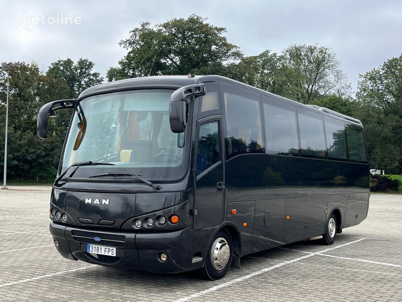 MAN 10.225 ANDECAR coach bus