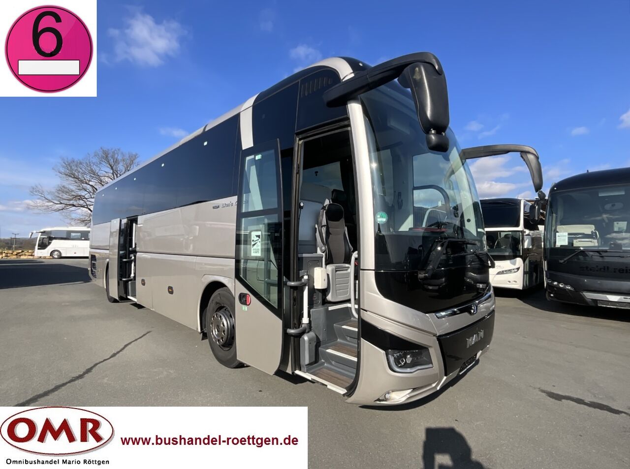 MAN R 07 coach bus