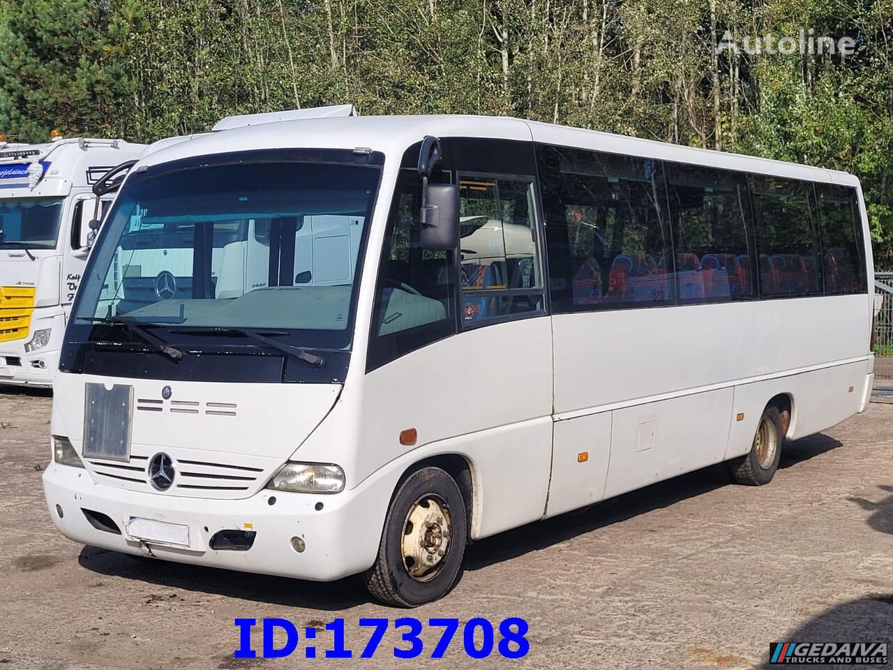 Mercedes-Benz Medio 30 Seat turbuss