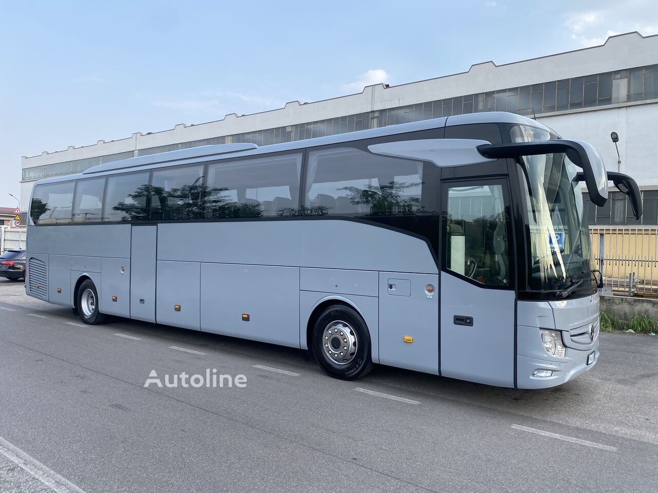 Pullman turistico Mercedes-Benz Tourismo - Autoline