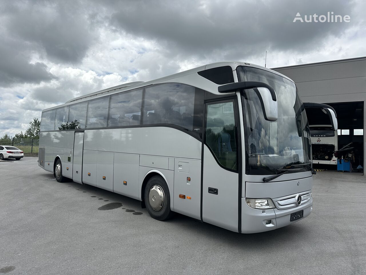 Mercedes-Benz Tourismo 16 RHD/2 coach bus