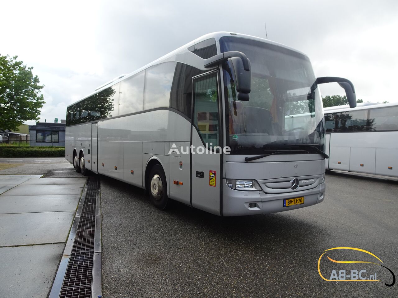 turismibuss Mercedes-Benz Tourismo RHD-L 63 Seats EURO 5