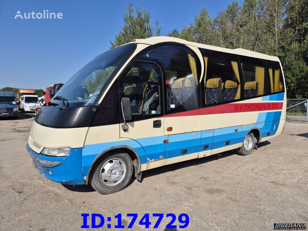 τουριστικό λεωφορείο Mercedes-Benz Vario 815 26-Seater