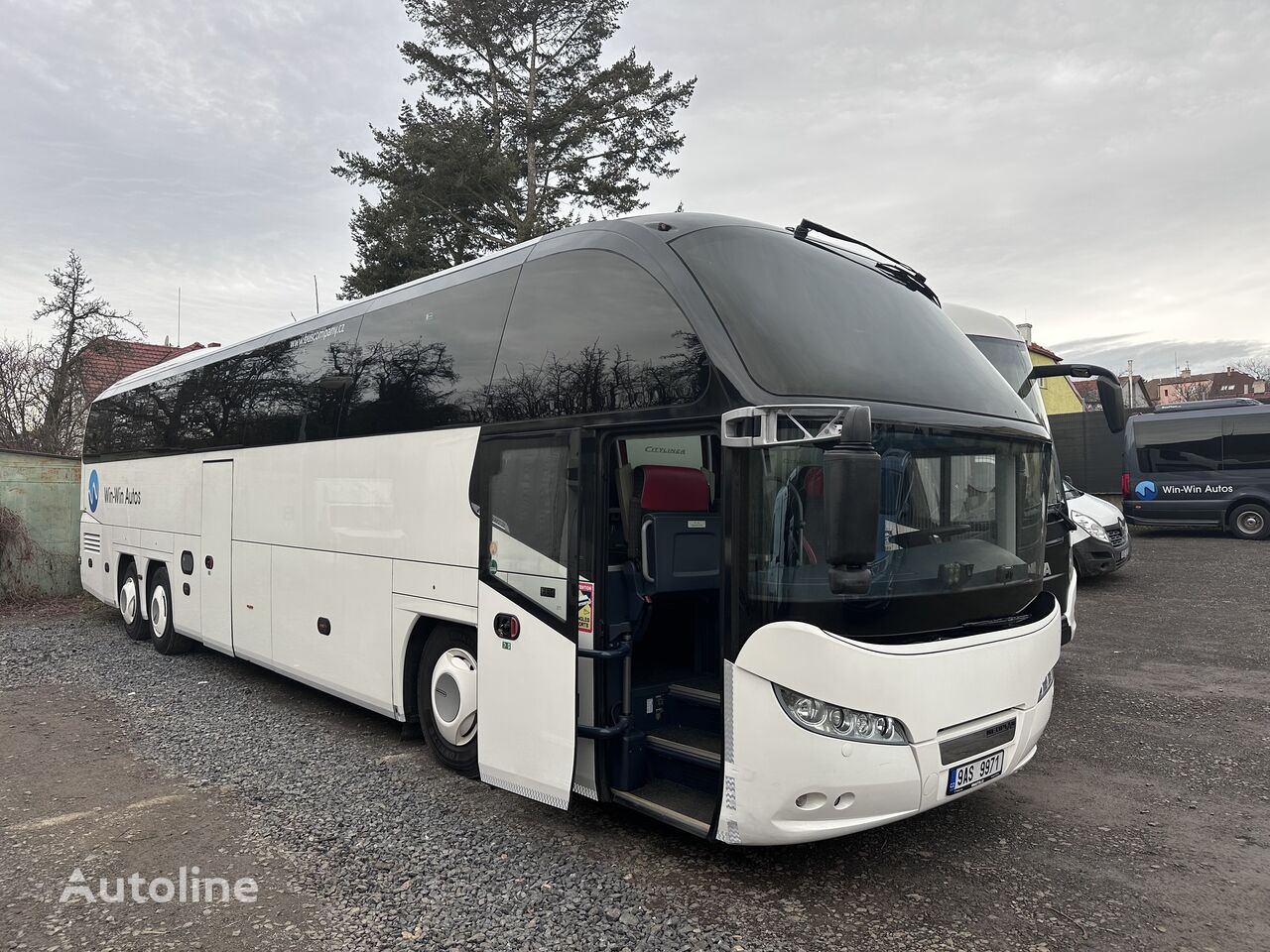 Neoplan Cityliner coach bus