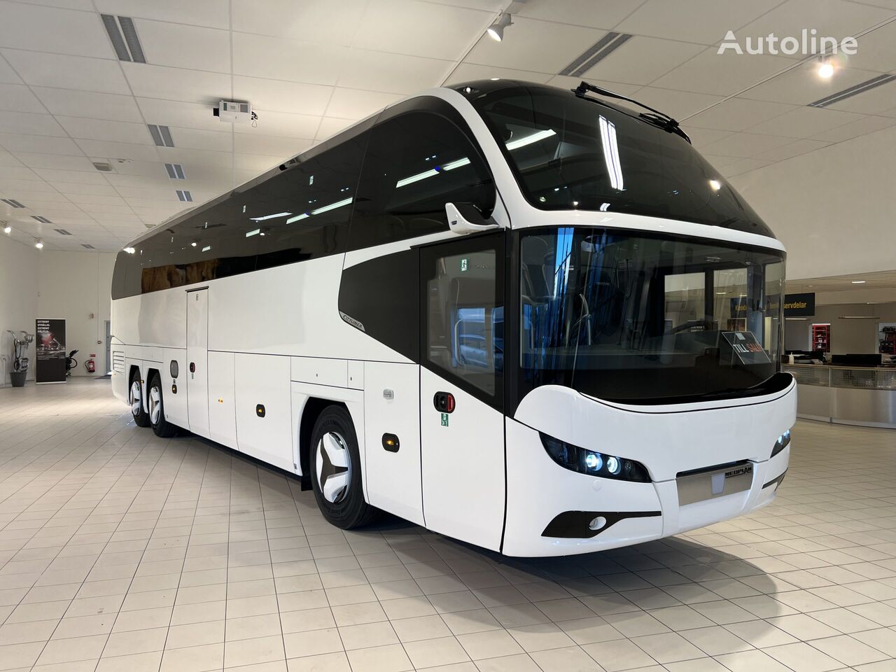 новый туристический автобус Neoplan Cityliner C P15