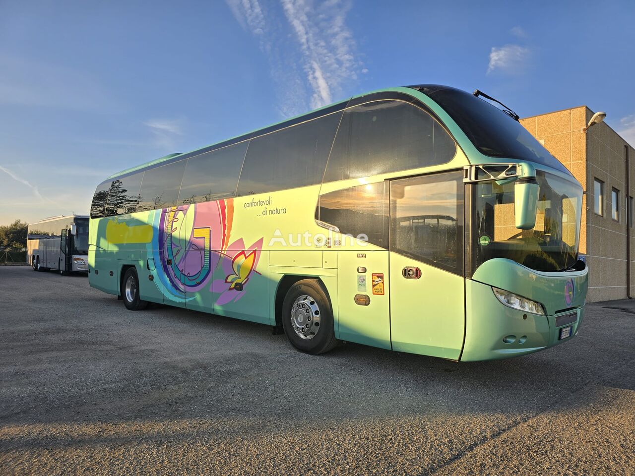 Neoplan Cityliner N1216 HD autobús de turismo