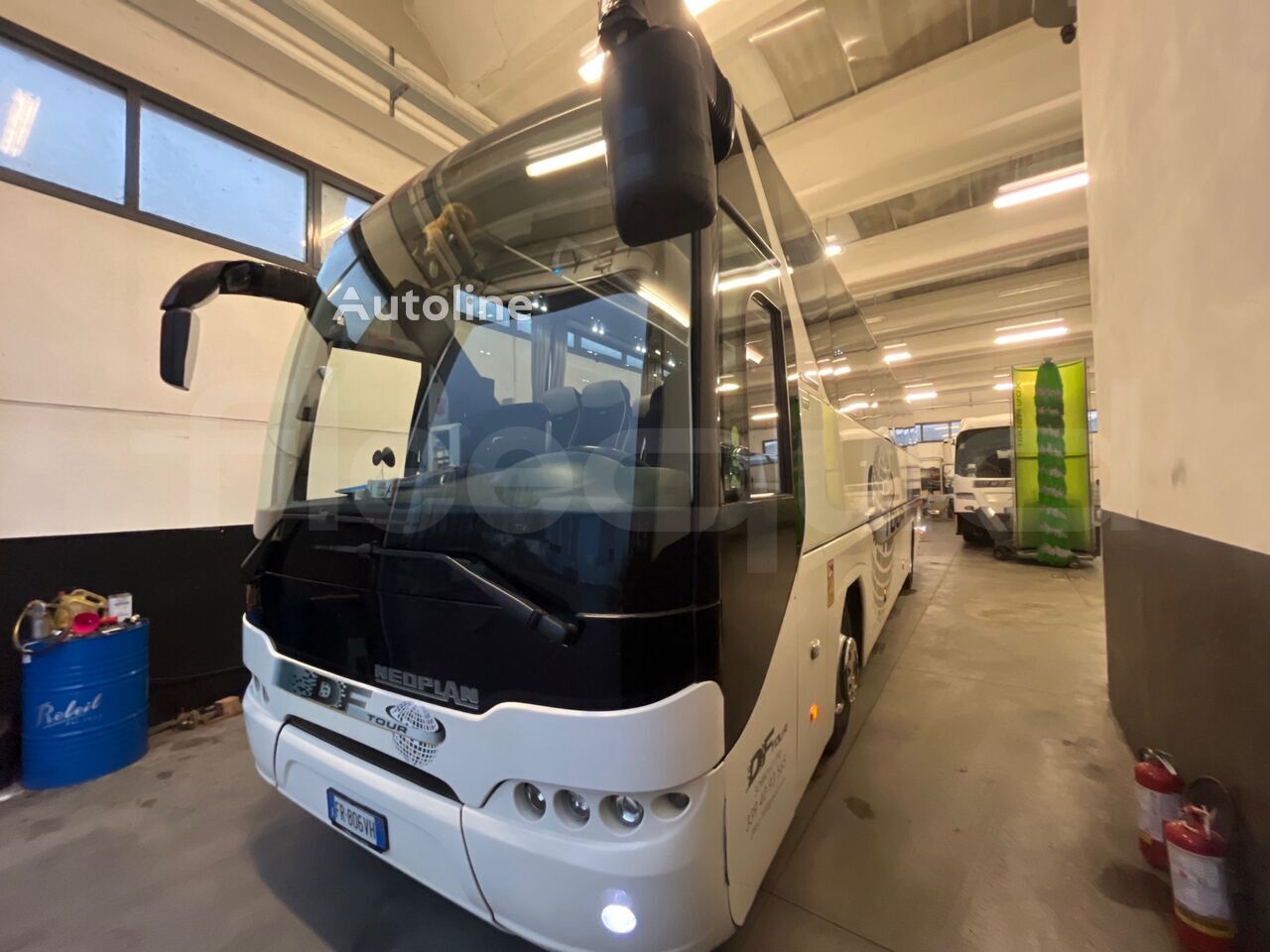 туристический автобус Neoplan Tourliner