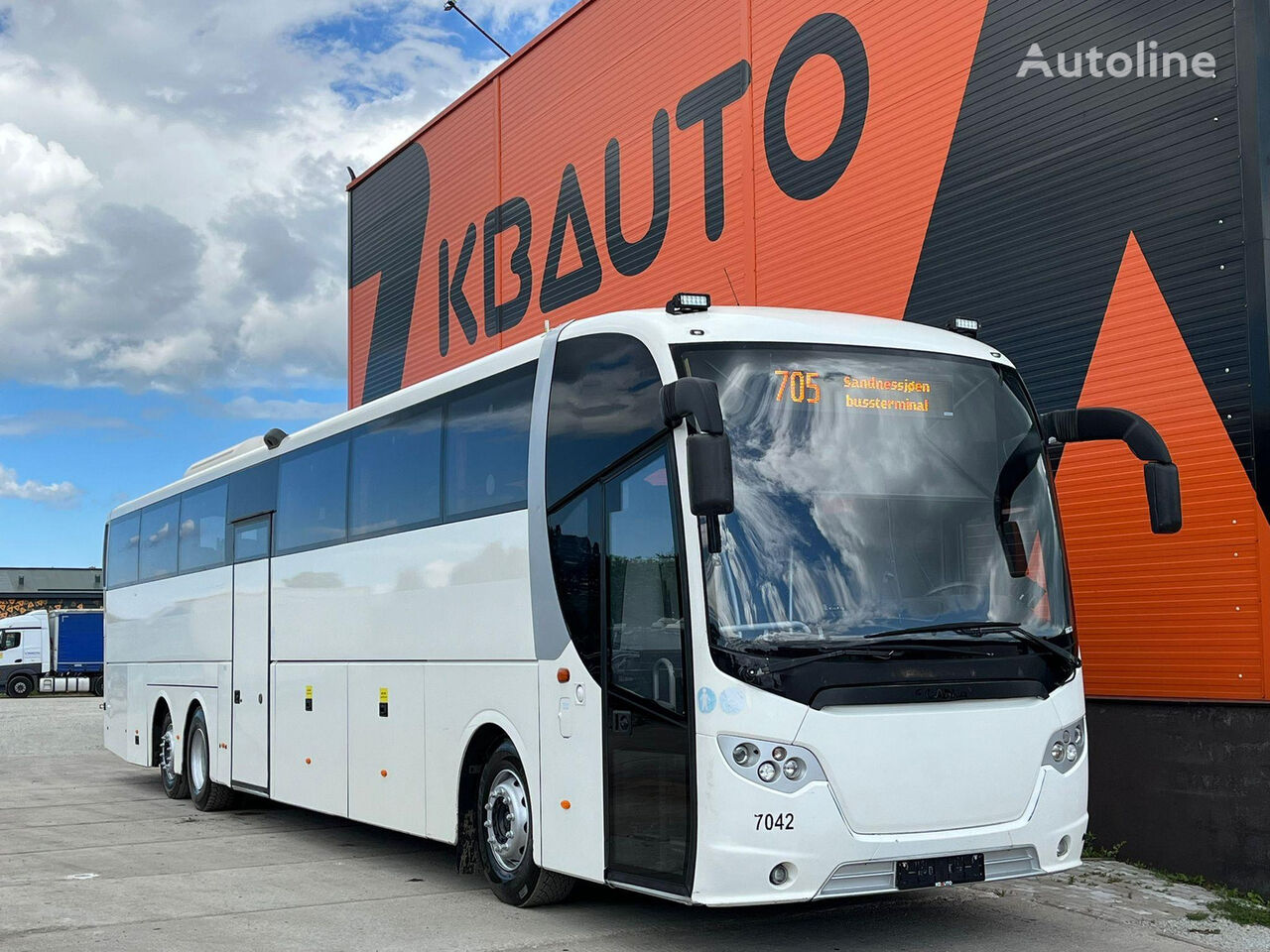 Scania K 450 6x2*4 OmniExpress 56 SEATS / AC / AUXILIARY HEATING / WC / autobús de turismo