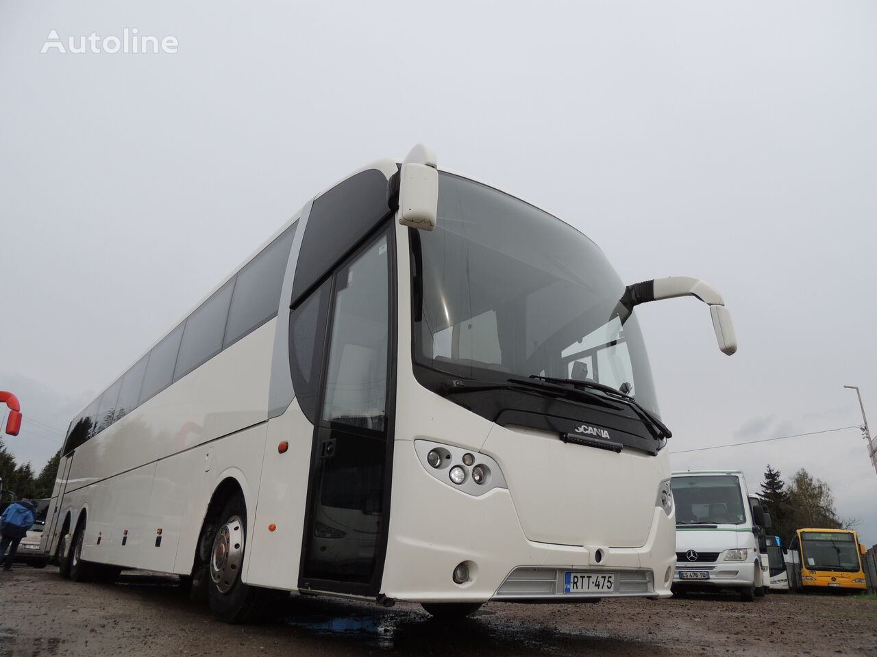 الباص السياحي Scania OMNIEXPRESS 57+2