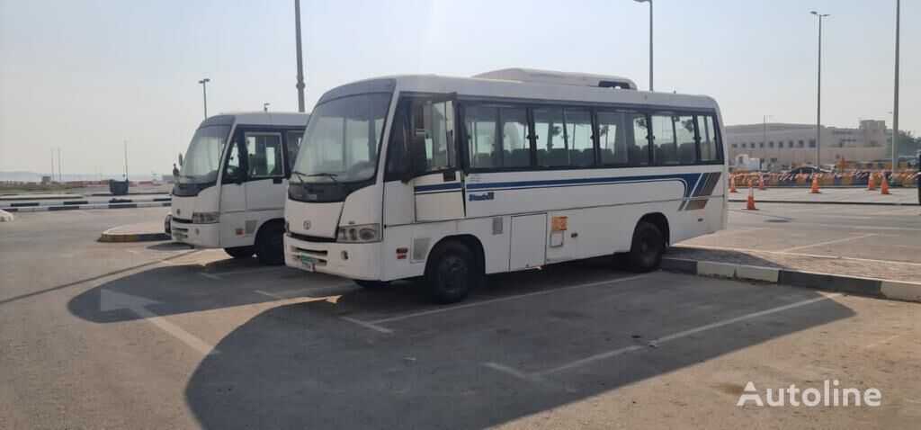 الباص السياحي Tata Marcopolo coach bus (LHD)