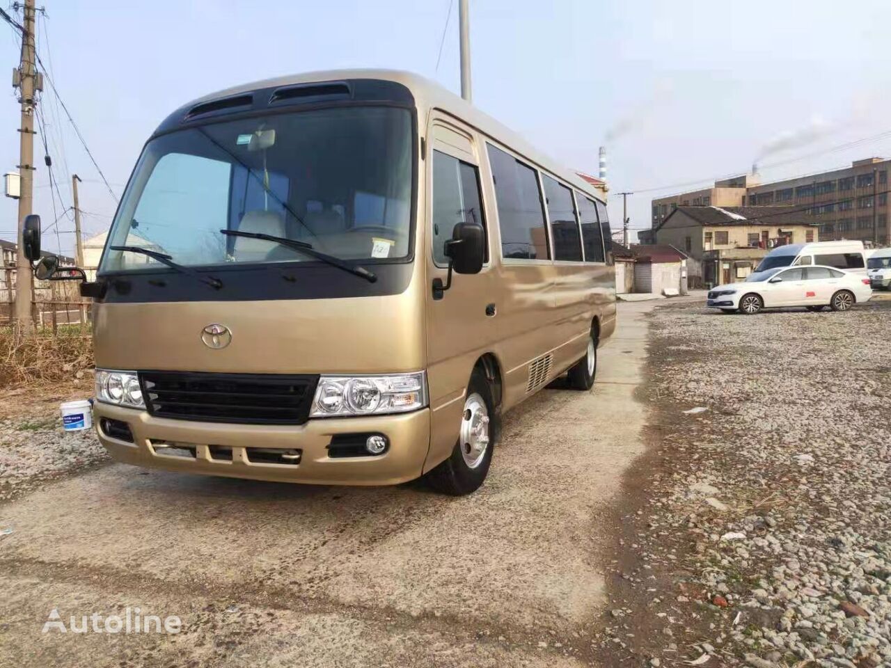 الباص السياحي Toyota COASTER