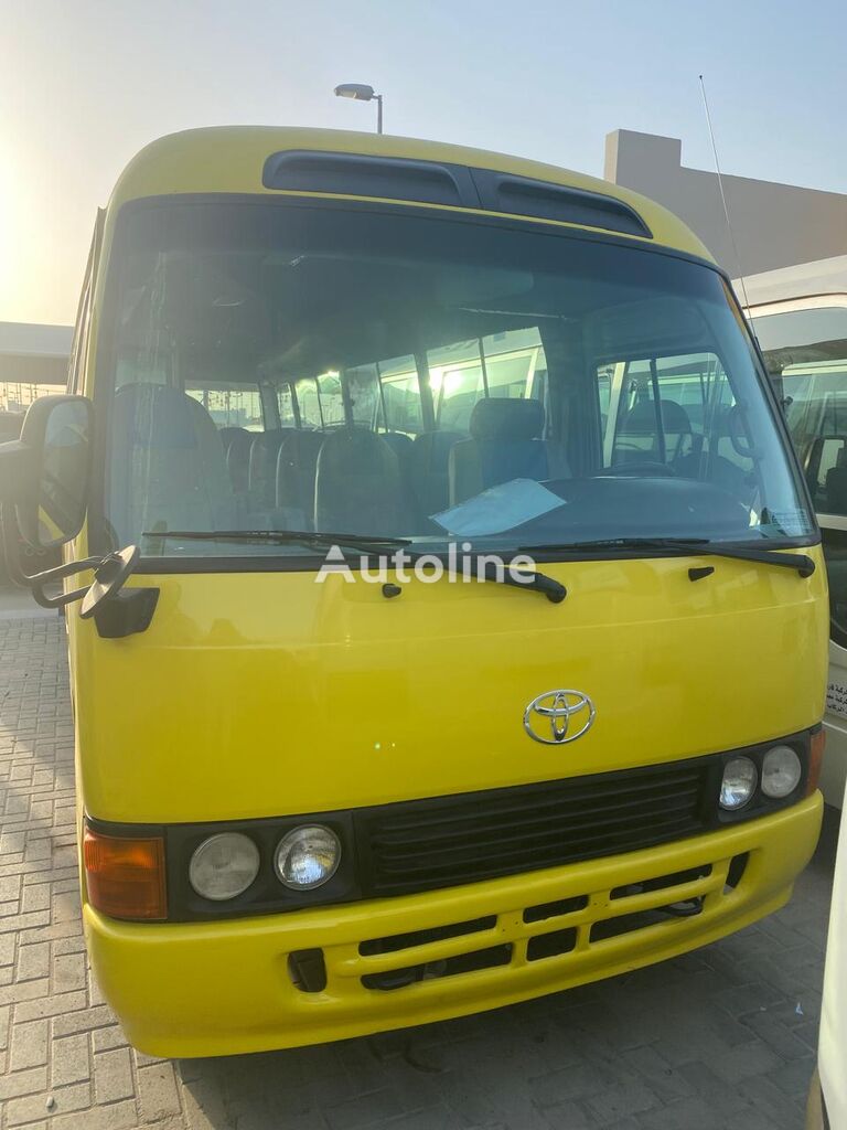 코치 Toyota Coaster Coach Bus (diesel-LHD)