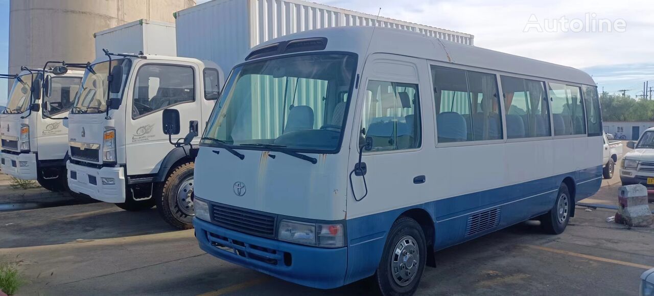 الباص السياحي Toyota coaster bus 1hz