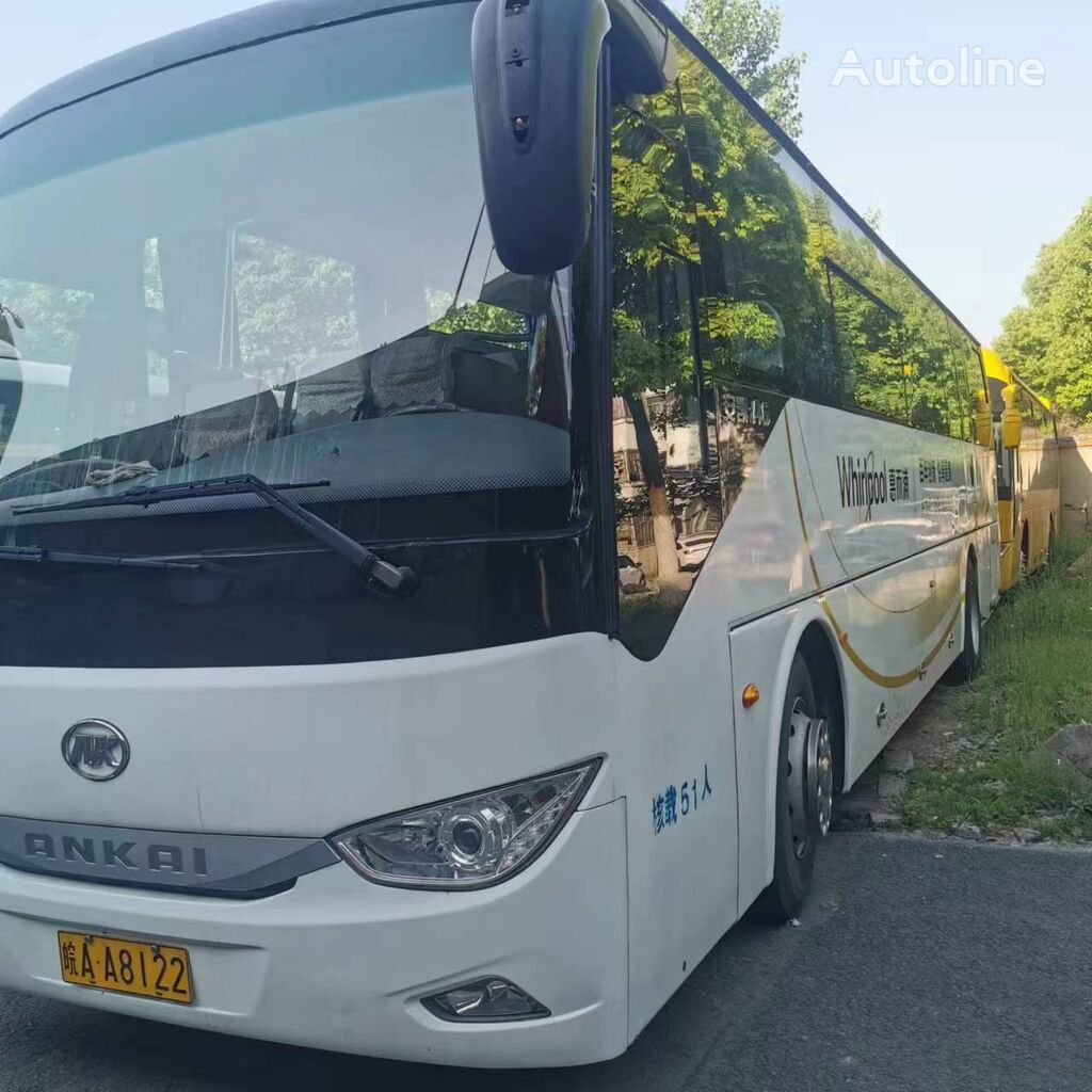 Yutong 51SEATS coach bus