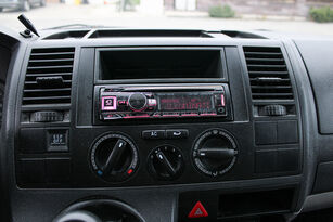 Keleivinio-krovininio mikroautobuso Volkswagen T5 Transporter 1.9 TDI 5MIEST / AJ NA SPLÁTKY / PROTIÚČET / pardavimas - Vaizdas 18 | Autoline LT Keleivinis-krovininis mikroautobusas Volkswagen T5 Transporter 1.9 TDI 5MIEST / AJ NA SPLÁTKY / PROTIÚČET / | Vaizdas 18 - Autoline