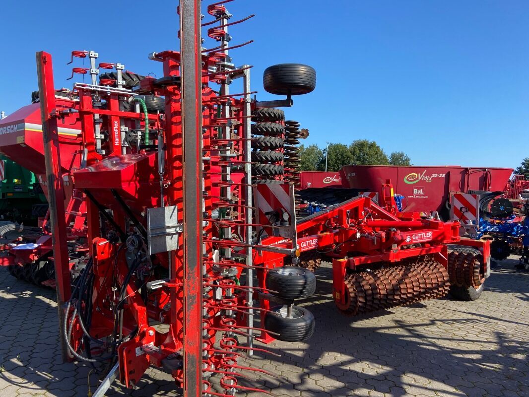 Güttler PW 640 ASL Master combine seed drill