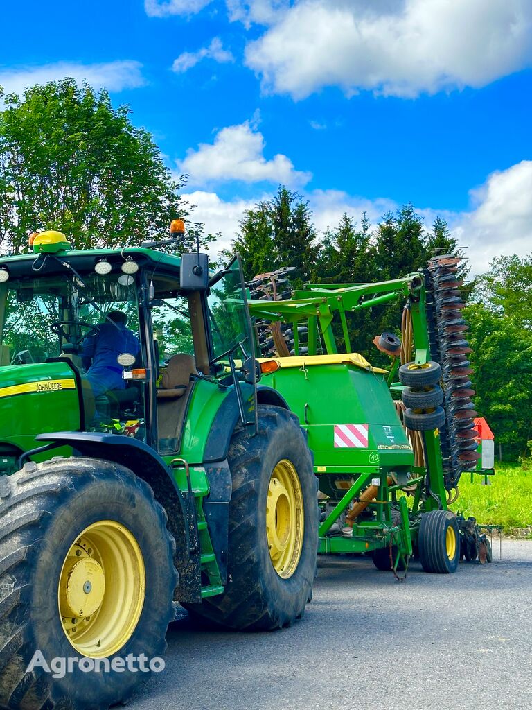 colheitadeira-batedeira de sementeira John Deere 740A