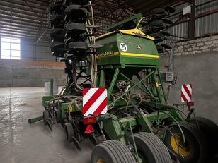 посевной комплекс John Deere 750A