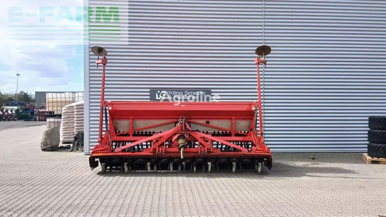 Kuhn hr 4003 + integra 4000 Säkombination - Agroline