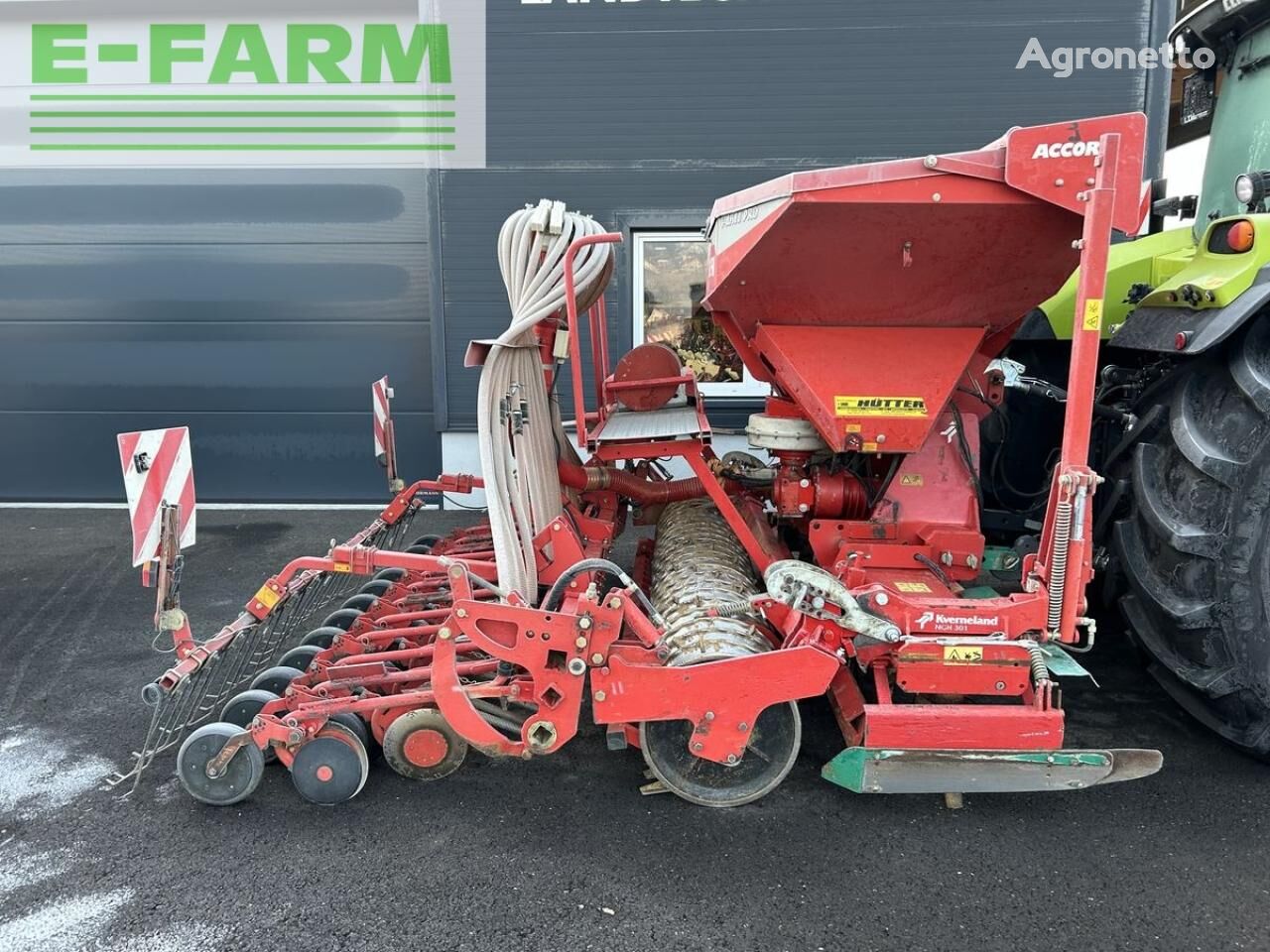 البذارة المتكاملة Kverneland ngh 301 mit i-drill pro