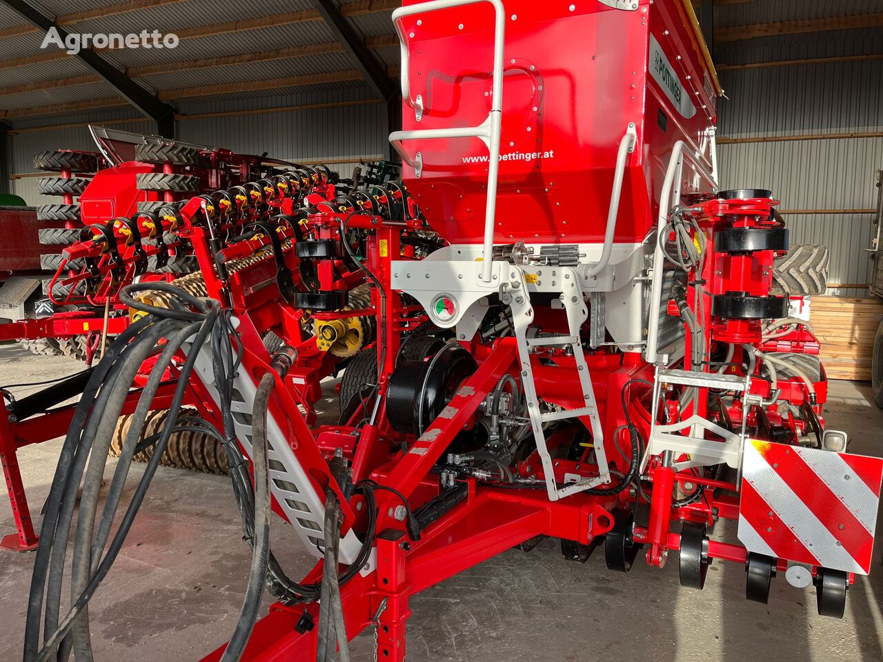 Pöttinger TERRASEM C4 FERTILIZER 1035  ga combine seed drill