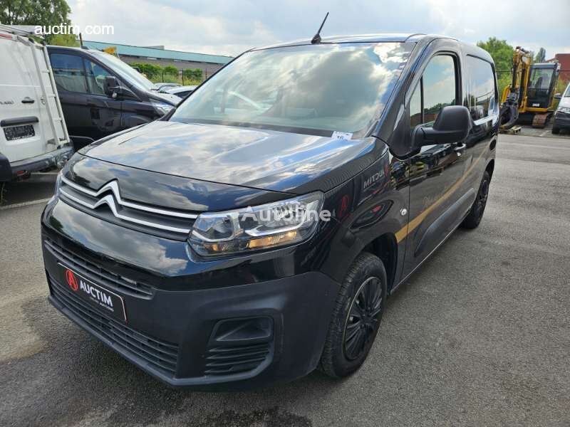 nákladní vozidlo furgon < 3.5t Citroen Berlingo L1 Light 1.5 BlueHDI