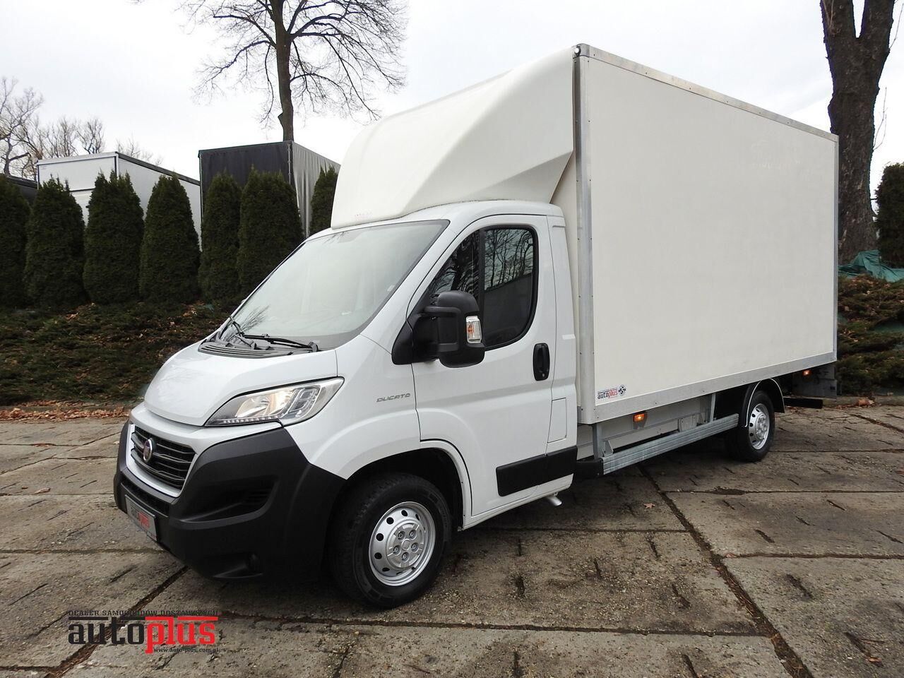 FIAT DUCATO KONTENER WINDA 8 PALET TEMPOMAT NAWIGACJA KLIMATYZACJA  1 box truck < 3.5t