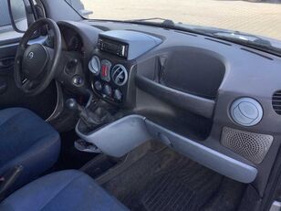 Camion fourgon < 3.5t Fiat Doblò 1.3 JTD Basis à vendre - Image 5 | Autoline CD Camion fourgon < 3.5t Fiat Doblò 1.3 JTD Basis | Image 5 - Autoline