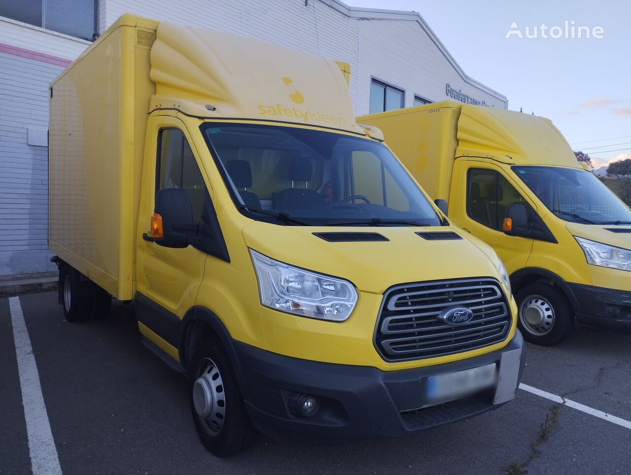 Ford Transit 2.4 Koffer-LKW < 3.5t