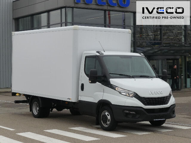 IVECO 35C16H box truck < 3.5t