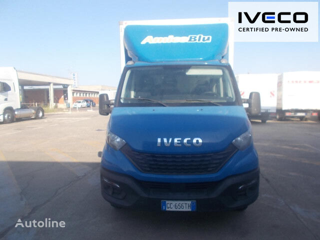 IVECO 35C16H box truck < 3.5t