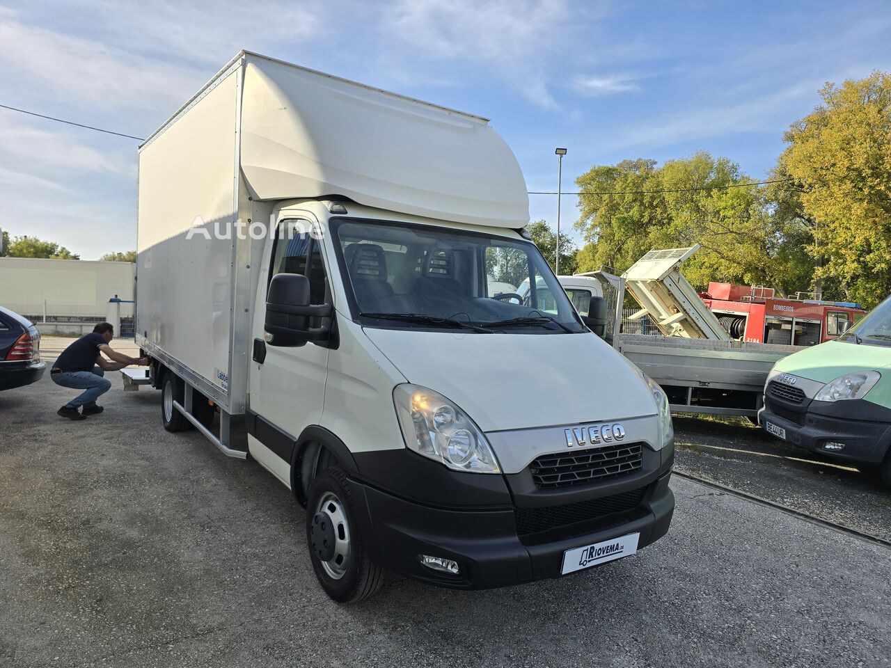 Camião furgão < 3.5t IVECO 35c15 a venda | Autoline PT Camião furgão < 3.5t IVECO 35c15 - Autoline