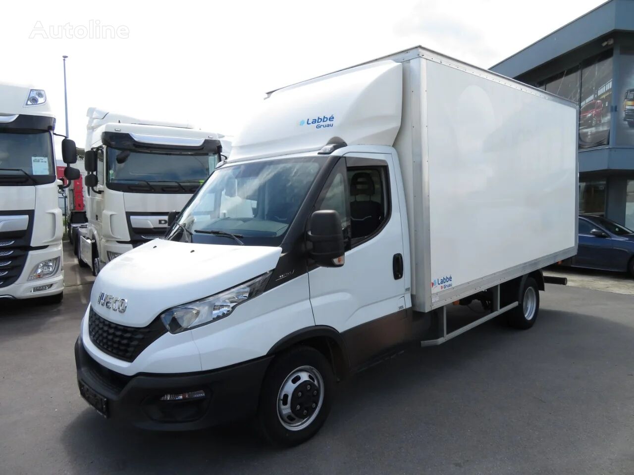 IVECO DAILY 35 C 16 box truck < 3.5t