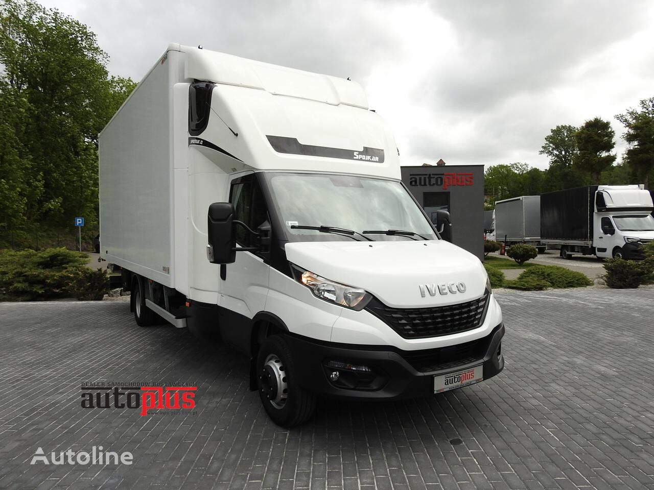 sunkvežimis furgonas < 3.5t IVECO DAILY 70C18