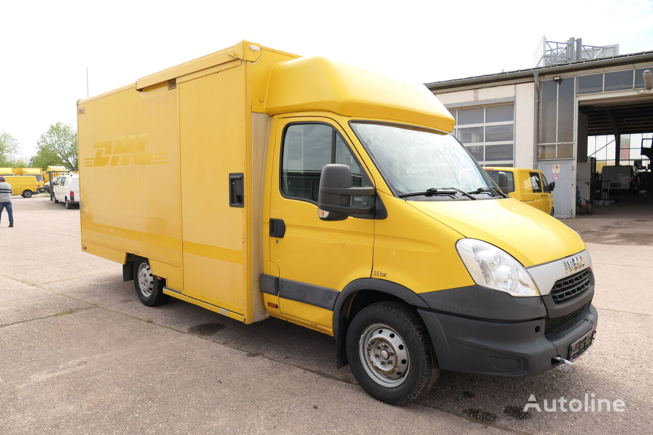 IVECO Daily 35 S11 C30C box truck < 3.5t