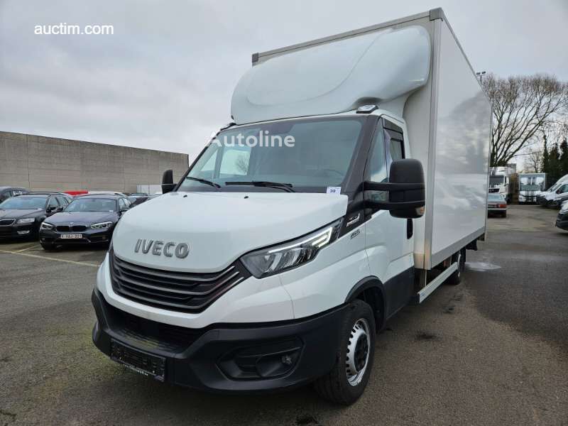 IVECO Daily 35S18 box truck < 3.5t