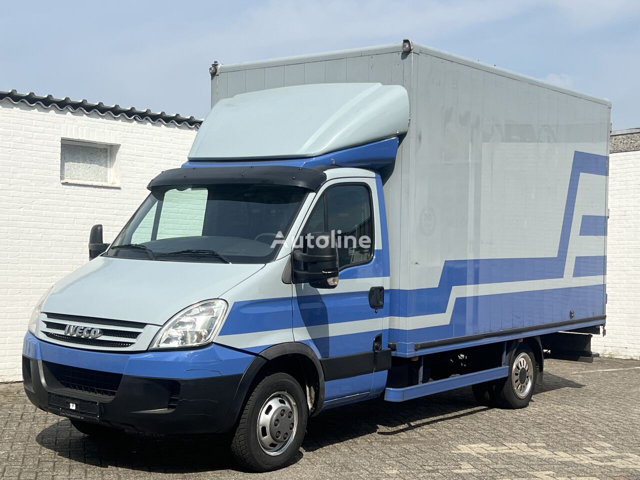 IVECO Daily 40/35C18 Hpi Koffer Maxi Ahk Klima Lkw 3,5t Euro 5 camión furgón < 3.5t