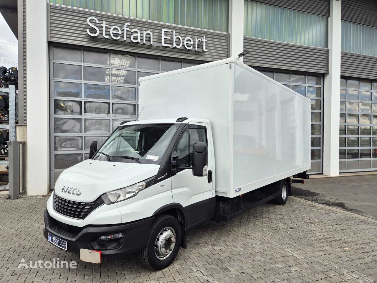 camião furgão < 3.5t IVECO Daily 70C18 A8 *Koffer*LBW*Automatik*