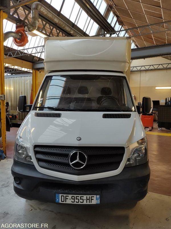 Mercedes-Benz SPRINTER lastbil kassevogn < 3.5t