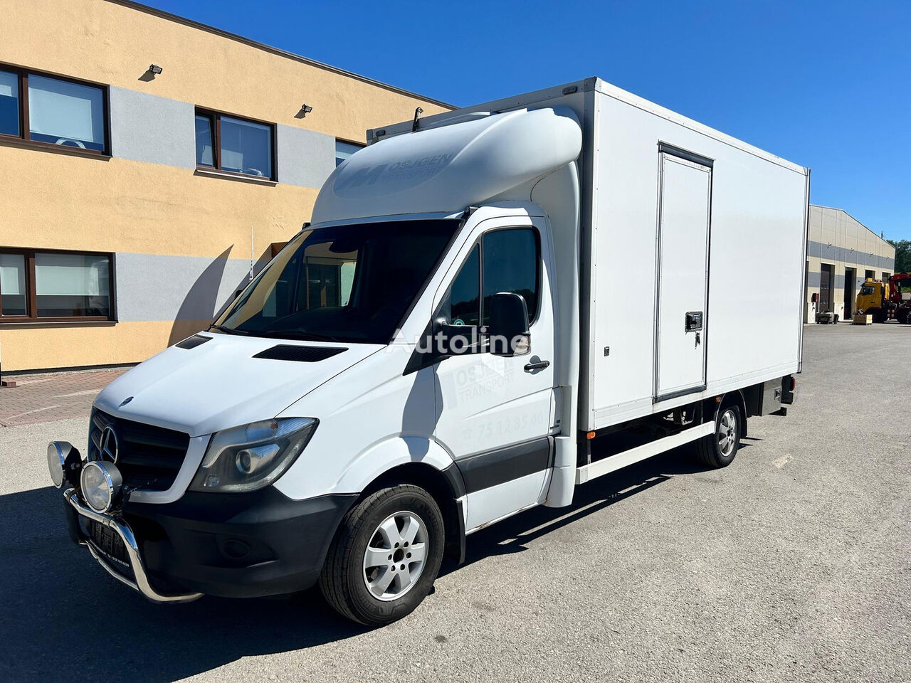 камион фургон < 3.5т Mercedes-Benz SPRINTER + LIFT ZEPRO 750KG + BOX HEATING