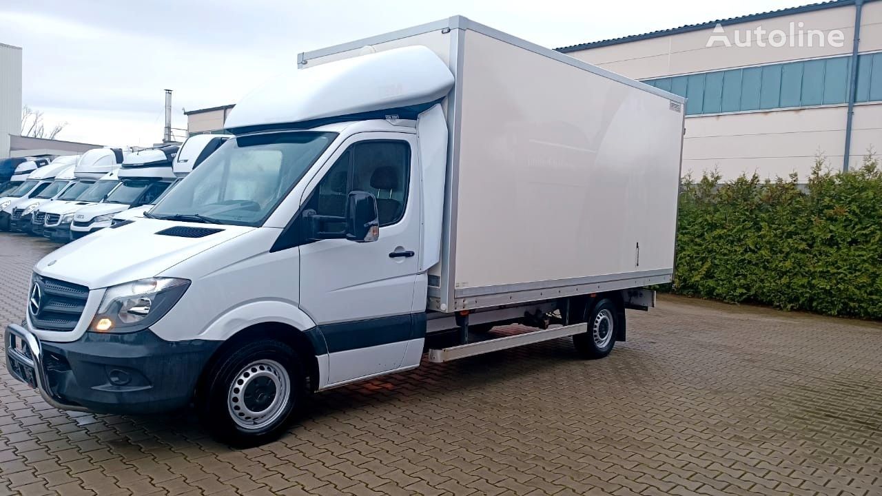 Mercedes-Benz Sprinter 316 Koffer box truck < 3.5t