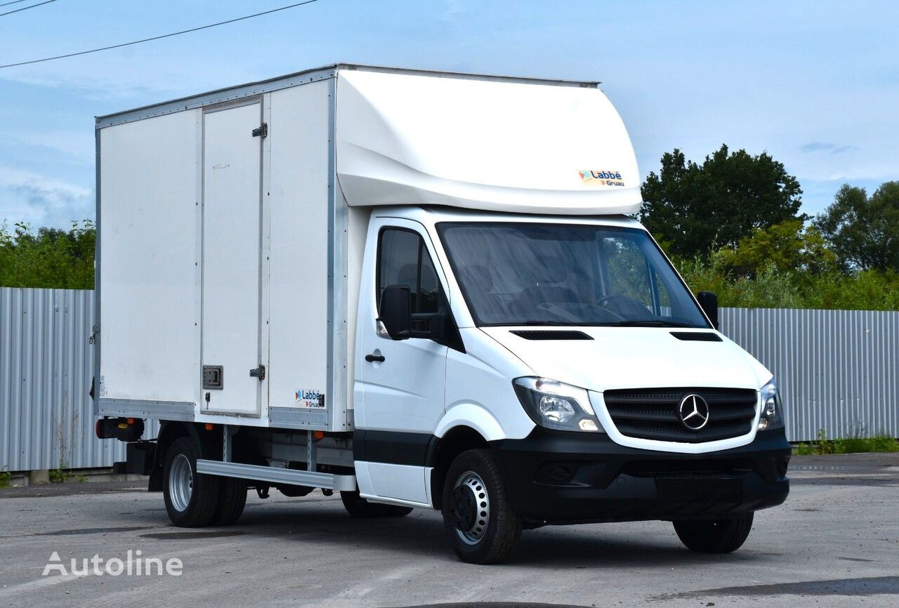 Mercedes-Benz Sprinter 514 box truck < 3.5t