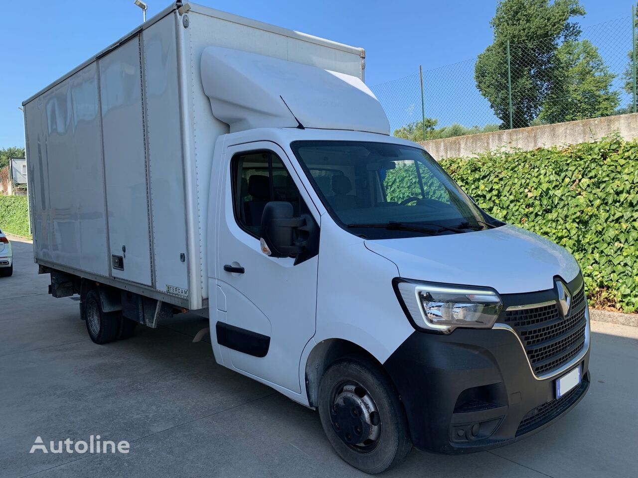 Renault Master 165 CV Furgone 4.94 Mt + Pedana 2020 camión furgón < 3.5t