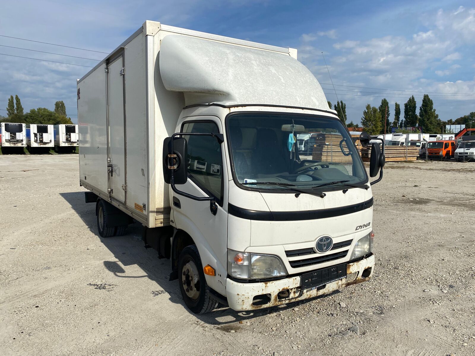 camion fourgon < 3.5t Toyota Dyna 150 3,0 D - Koffer