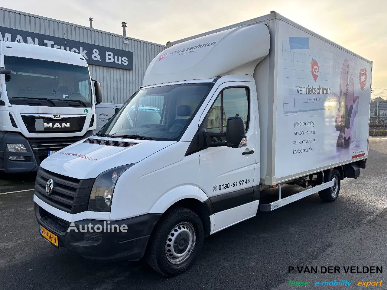 Camion furgon < 3.5t Volkswagen Crafter 4x2 | 2.0 | laadklep 1000kg | zijdeur | Airco | Navi | - Autoline