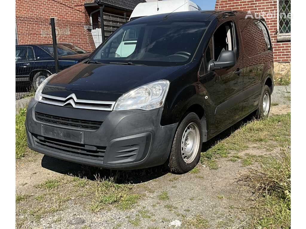 fourgonnette Citroen Berlingo