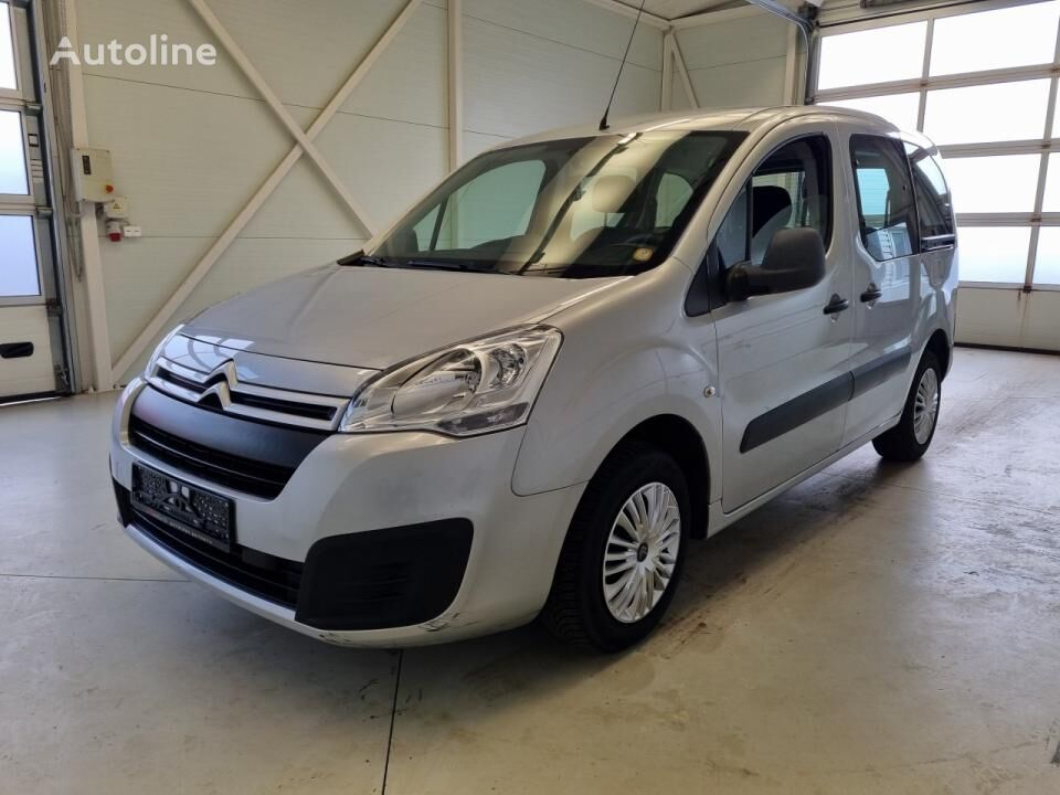 лекотоварен фургон Citroen Berlingo 1.6 BlueHDi 100 HK 4-dørs m. bagklap